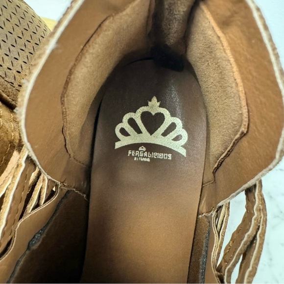 Fergalicious Erikka Boots - Size 9.5 M - Picture 5 of 10